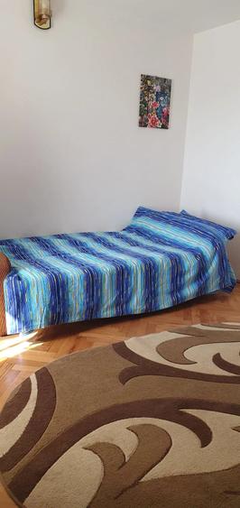 Apartament cu 2 camere nedecomandat în 1 Mai