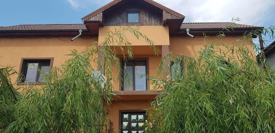 Casă cu 4 camere cu Teren 320 Mp în Central