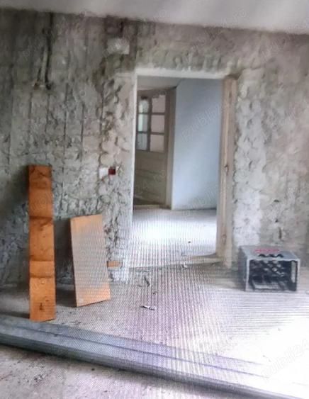 Casă cu 5 camere în Fundata