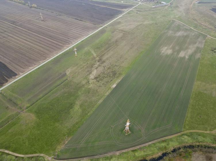 Teren agricol extravilan de 37344 mp, în Gai