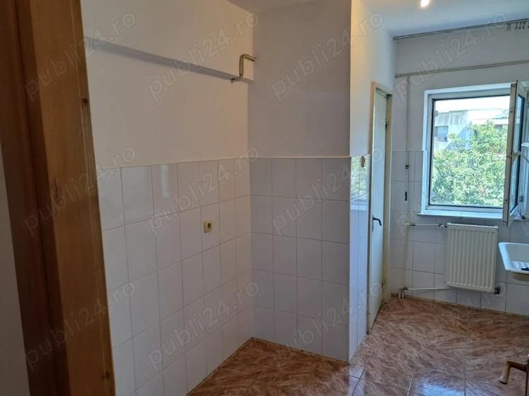 Apartament cu 2 camere decomandat în Piața Nouă