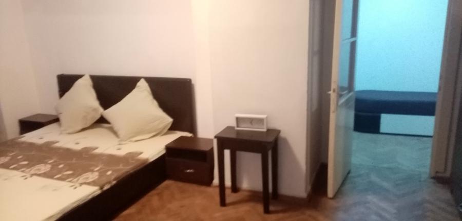Apartament cu 2 camere semidecomandat în Dorobanți