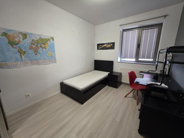 Apartament cu 3 camere decomandat în Politehnica