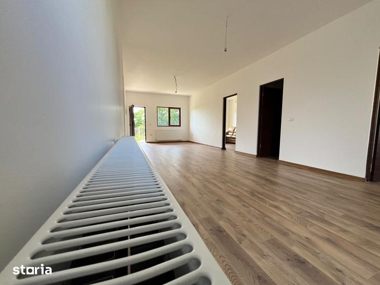 Casă cu 4 camere cu Teren 500 Mp în Central