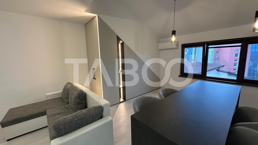 Apartament cu 3 camere decomandat, mobilat în Ștrand