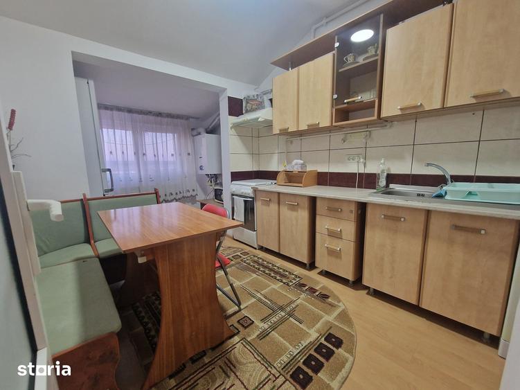 Apartament cu 2 camere decomandat în Sud