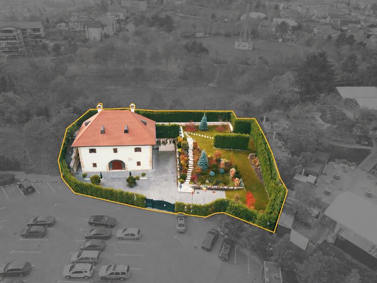 Casă individuală cu 5 camere cu Canalizare în Gruia