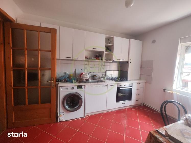 Casă cu 3 camere cu Teren 458 Mp în Central