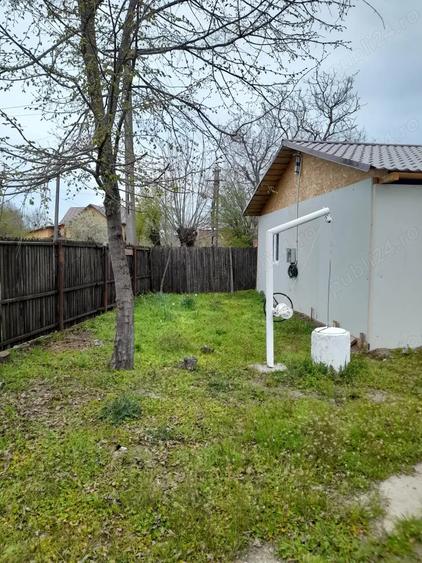 Casă cu 3 camere cu Teren 500 Mp în Izvoru