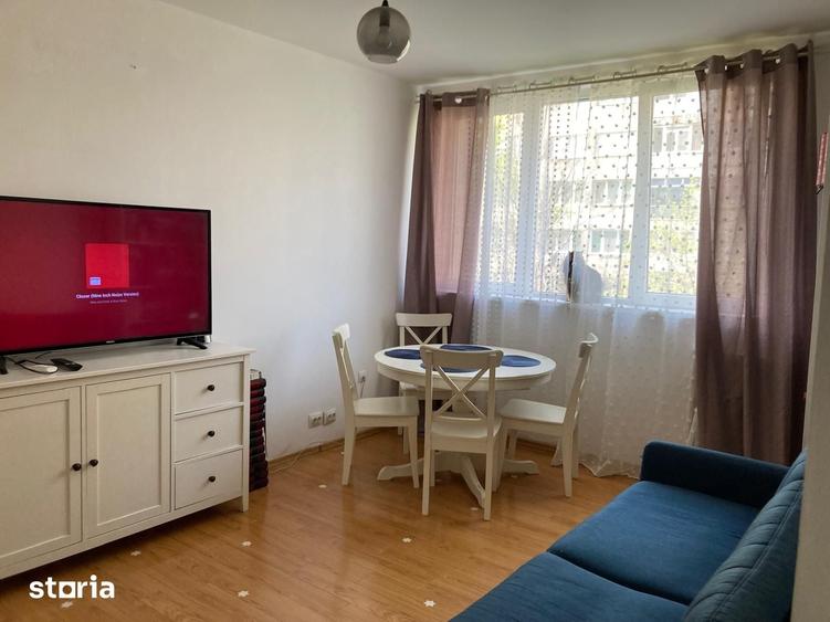 Apartament cu 4 camere în Drumul Taberei