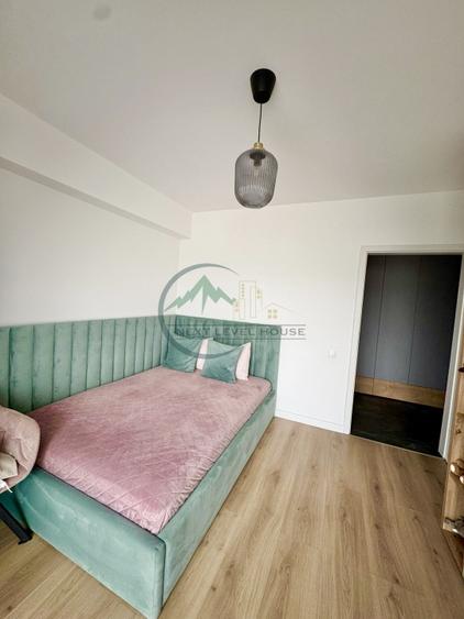 Apartament cu 3 camere decomandat, mobilat în 13 Decembrie