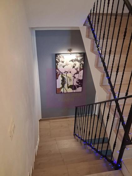 Casă cu Teren 150 Mp în Central
