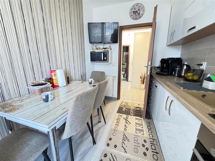 Apartament 3 camere 2 bai 2 balcoane in Selimbar - 14