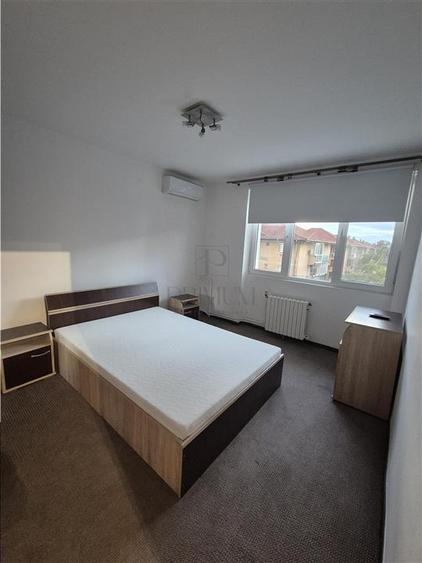 Apartament cu 2 camere decomandat, mobilat în Complex Studențesc