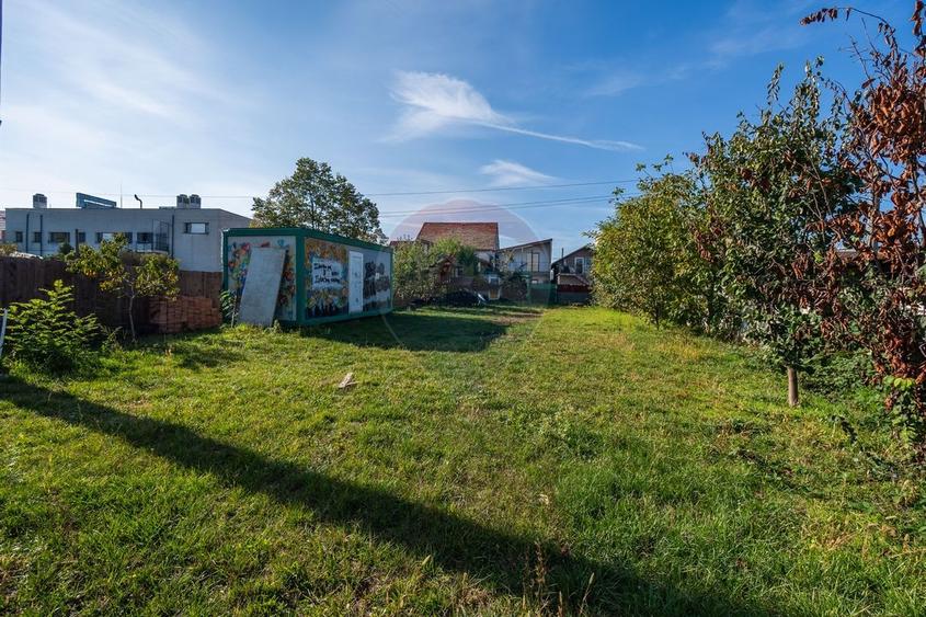 Spațiu comercial, de 350 mp, în Găvana