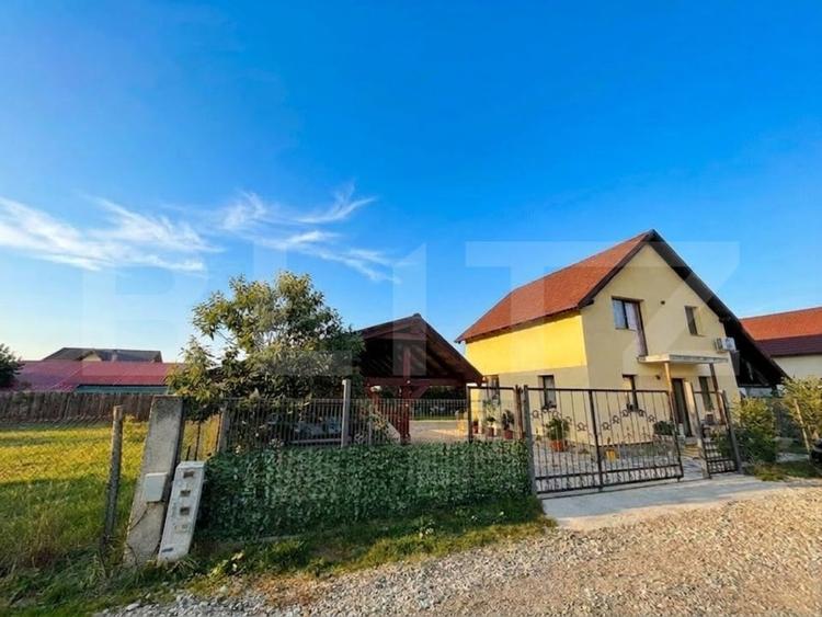 Casă individuală cu 4 camere cu Teren 500 Mp în Vulcan