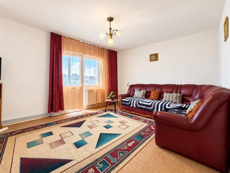 Apartament de 3 camere, situat pe Carpaților - 2