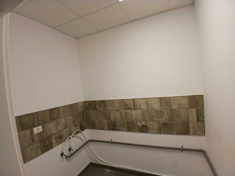 Spațiu comercial, de 48 mp, în Aradului