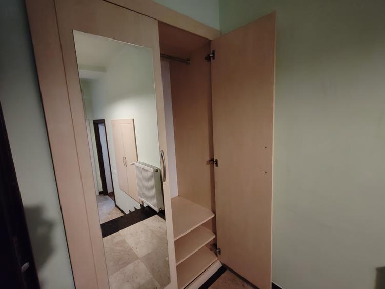 Apartament cu 2 camere semidecomandat, mobilat în Central