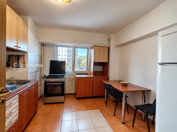Apartament cu 2 camere decomandat, mobilat în P-ța Victoriei