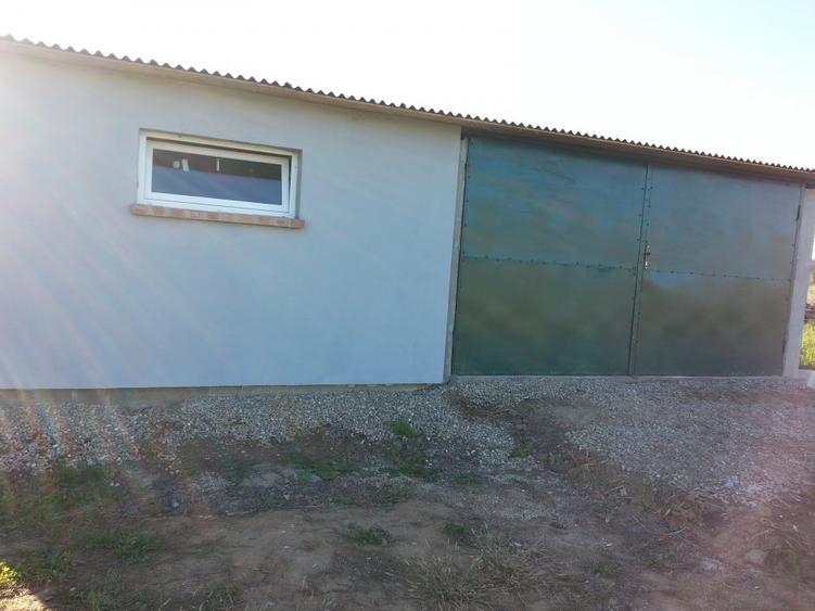 Casă cu 4 camere cu Teren 1500 Mp în Ciolpani