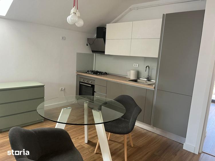 Apartament cu 3 camere în Florilor — fotografia 3