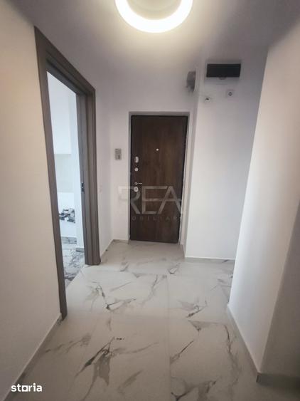 Apartament cu 3 camere decomandat în Grivița