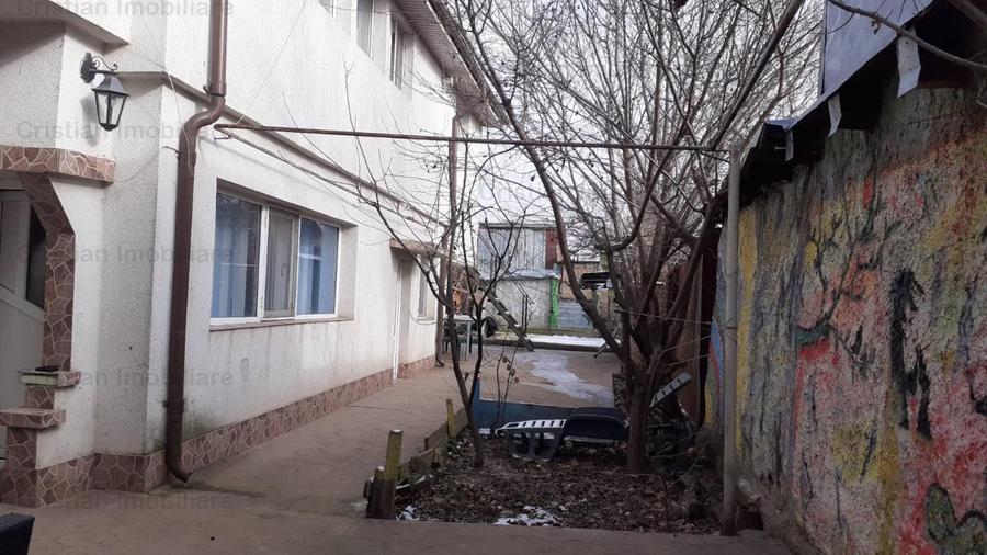 Casă cu 5 camere cu Teren 398 Mp în Brăilița
