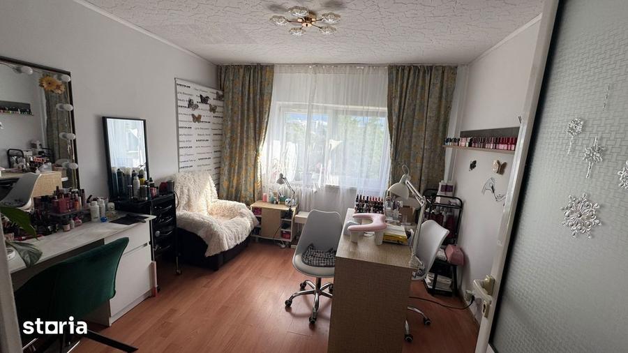 Apartament cu 3 camere, mobilat în Colentina