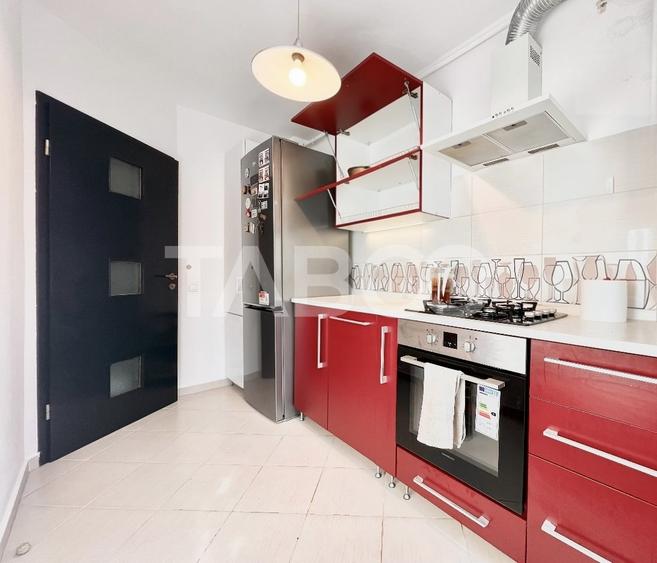 Apartament cu 3 camere semidecomandat, mobilat în Mănăștur