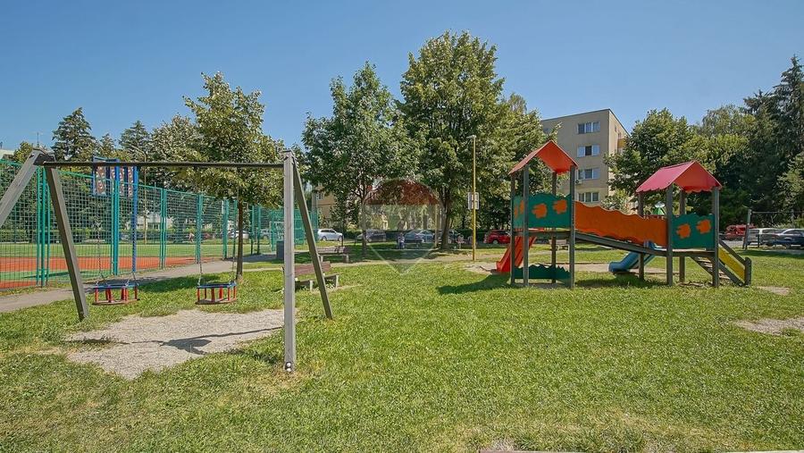 Garsonieră semidecomandată, mobilată în Astra