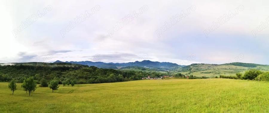 Teren de 4394 mp, în Bârsău