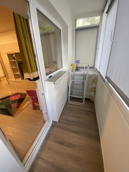 Apartament cu 2 camere semidecomandat în Basarabia