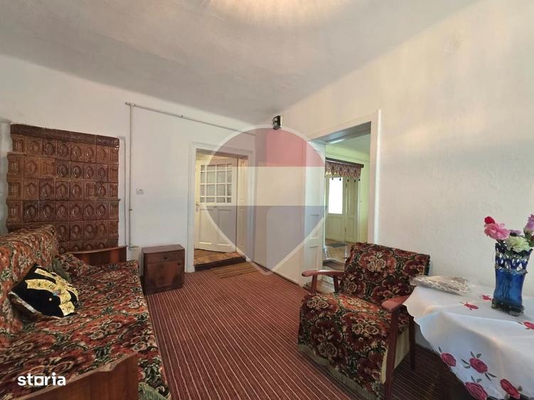Casa traditionala cu istorie in satul Cornesti langa Tarnaveni Mures - 4