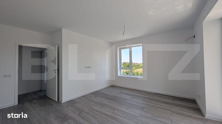 Apartament cu 3 camere decomandat în Valea