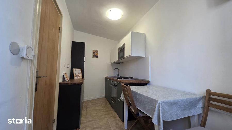 Apartament cu 2 camere semidecomandat în Tineretului