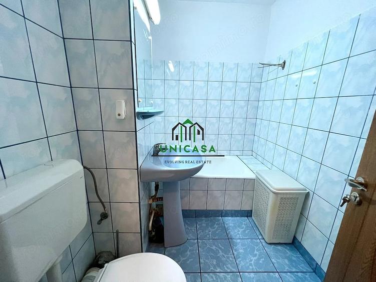 Apartament cu 2 camere decomandat în Căzănești (Râmnicu Vâlcea)