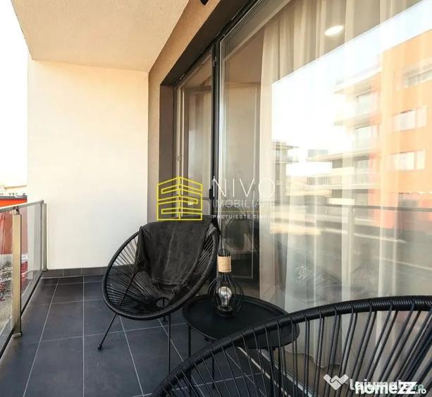 Apartament cu 3 camere semidecomandat în Livezeni