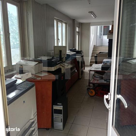 Casă cu 10 camere cu Teren 600 Mp în 22 Decembrie 1989