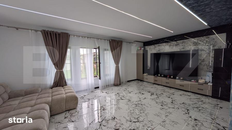 Casă cu 5 camere cu Teren 797 Mp în Ulmi
