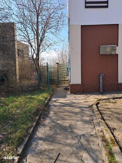 Casă cu Teren 124 Mp în Sud