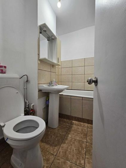 Garsonieră semidecomandată în Costin Georgian