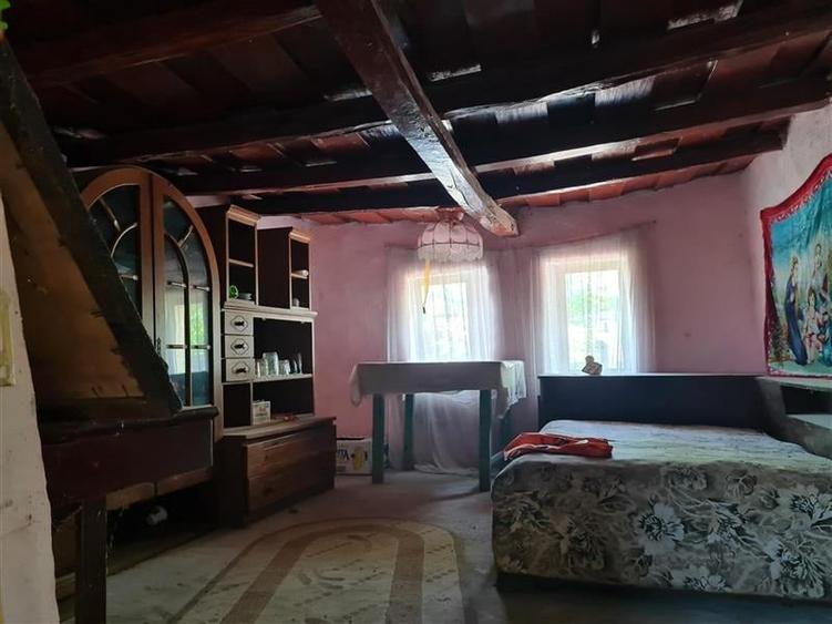 Casă individuală cu 2 camere cu Canalizare în Șiria