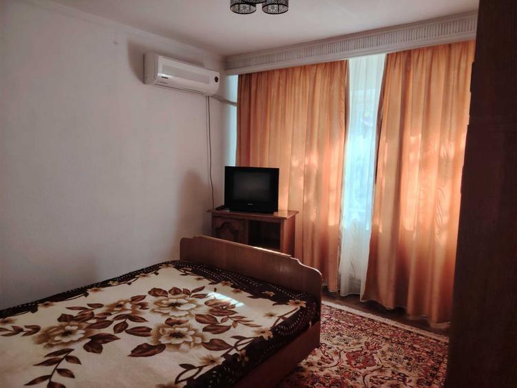 Inchiriez apartament 3 camere - 3