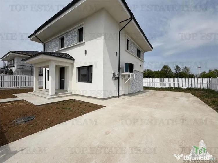Casă cu 4 camere cu Teren 650 Mp în Snagov