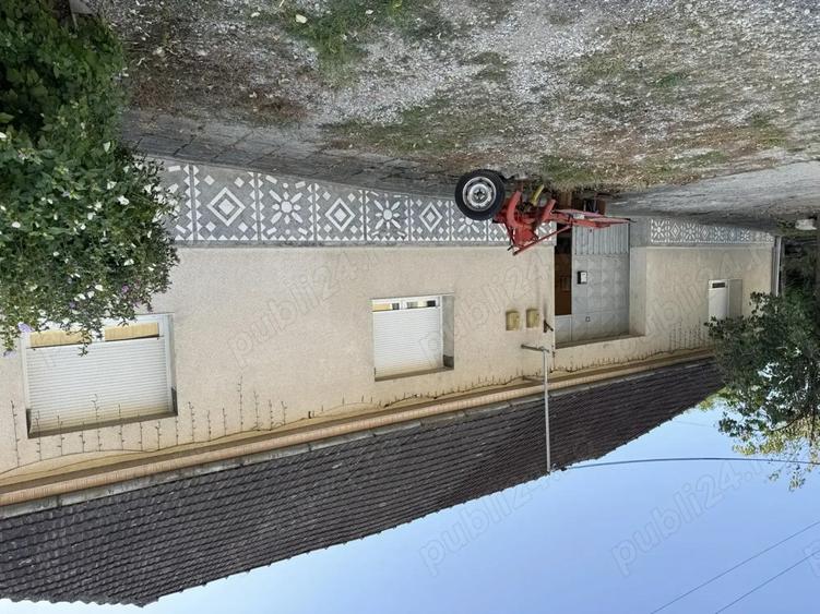 Vand casa Moniom Caras-Severin la 3 km de Resita - 4