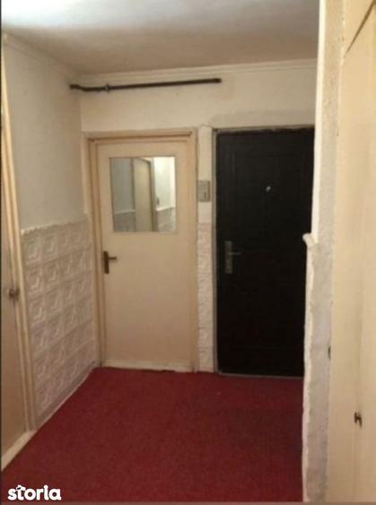 Apartament cu 2 camere decomandat în Km 5