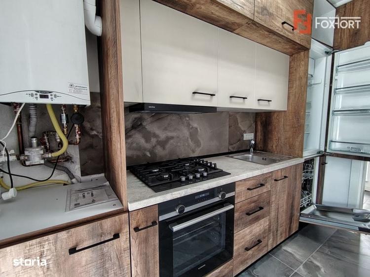 Apartament cu 2 camere decomandat în Central