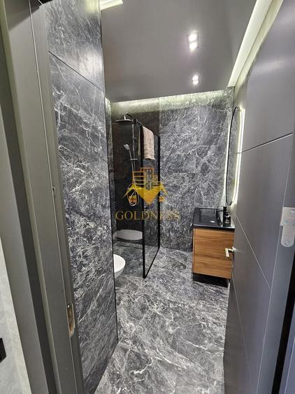 Apartament cu 3 camere semidecomandat, mobilat în Florești