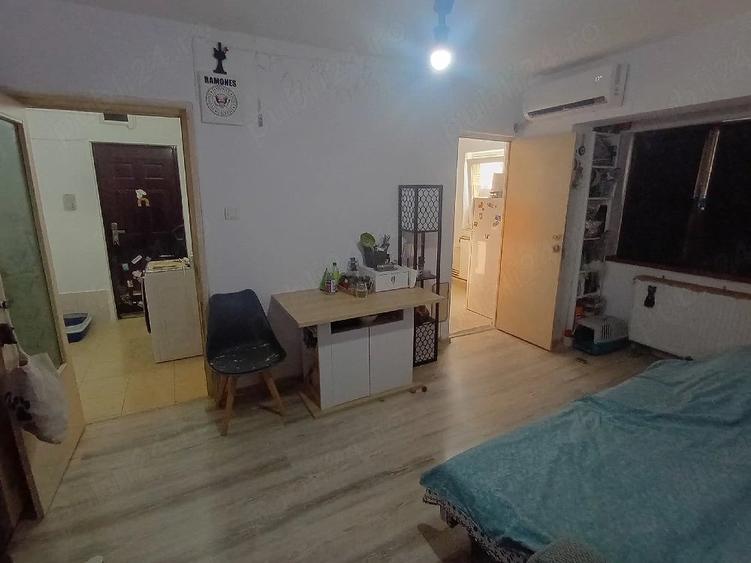 Garsonieră nedecomandată în Girocului